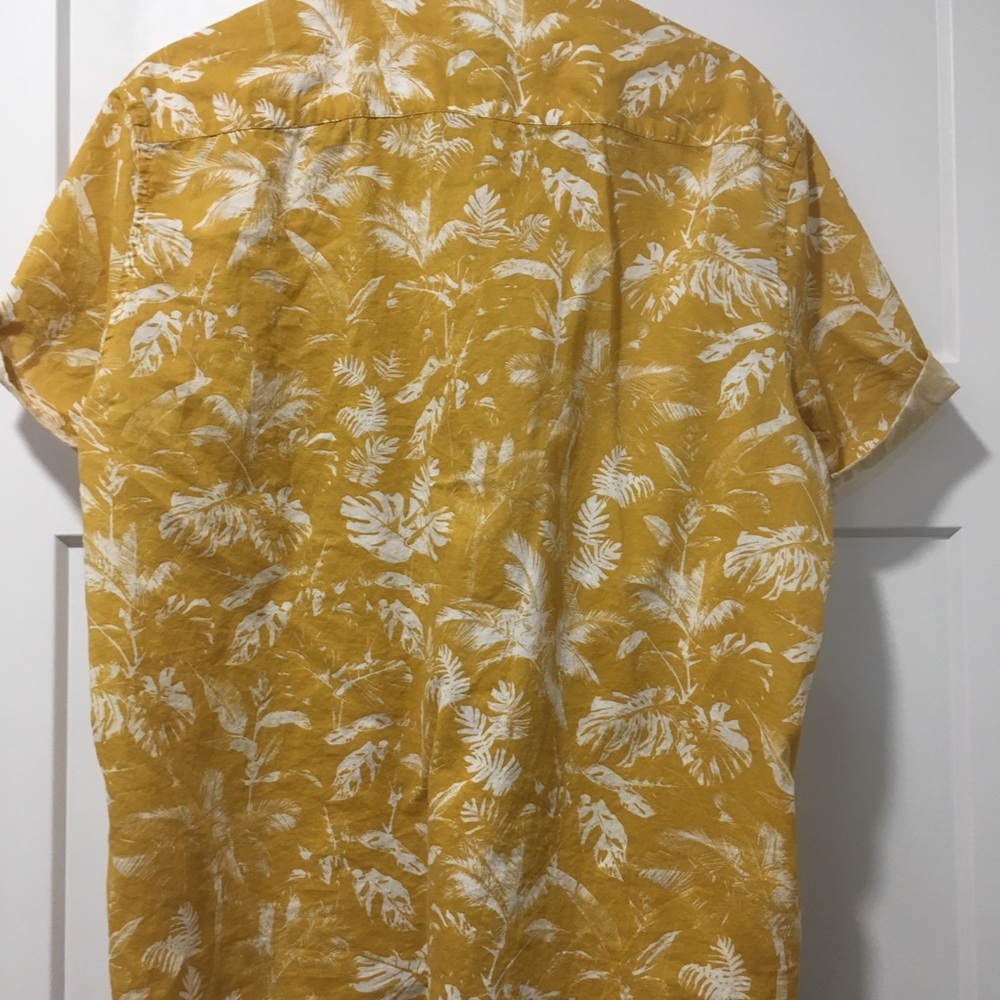 H&M men button down - Picture 3 of 3